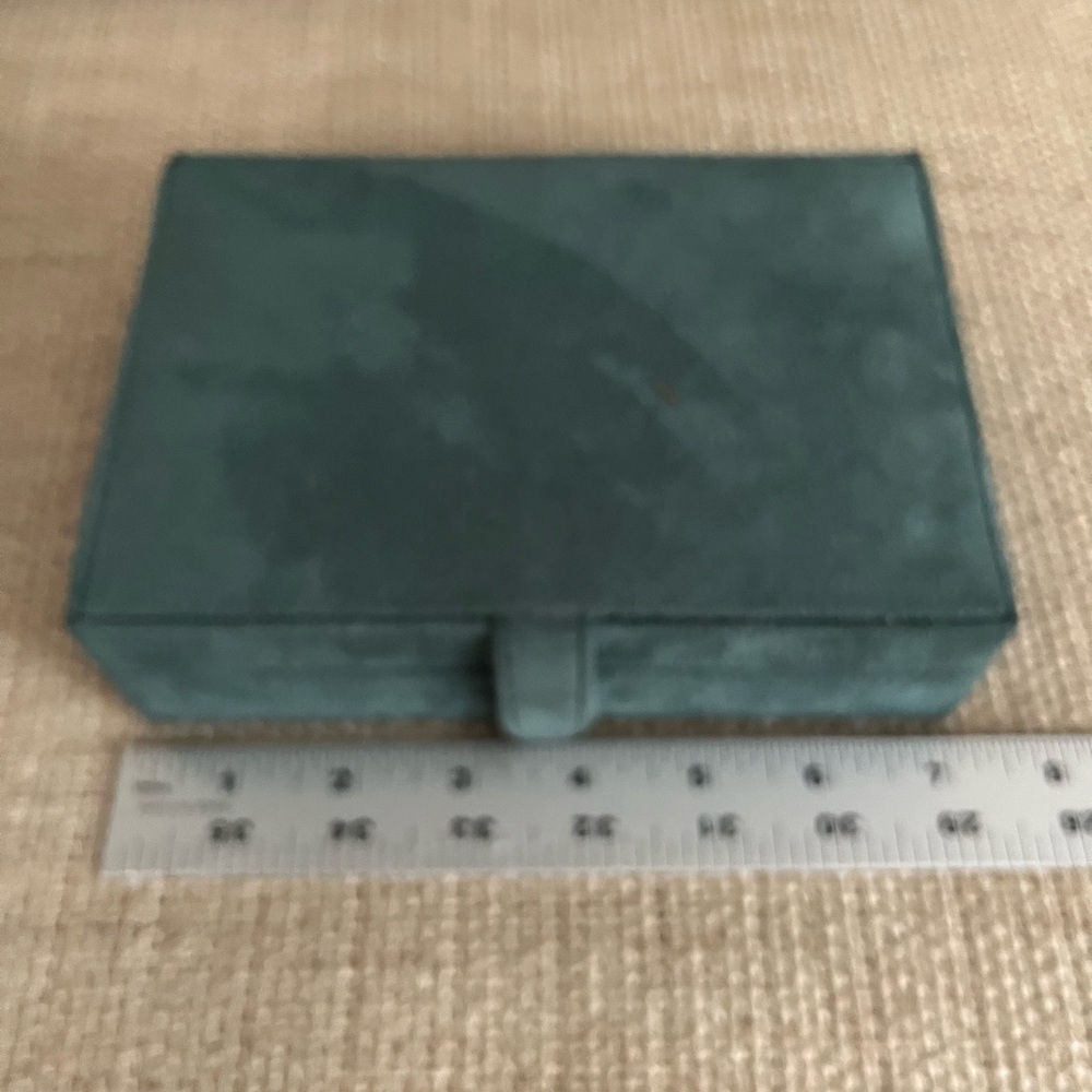 Micro Fiber Suede Jewelry Box